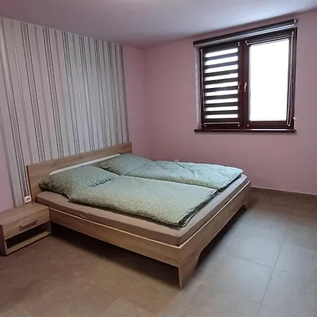 Domcek Pod Borom Ferienhaus *