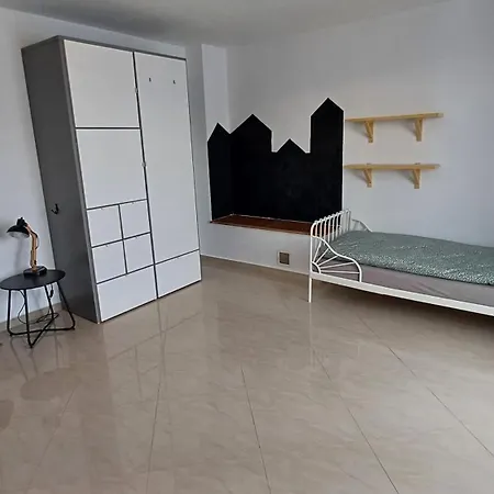 Domcek Pod Borom * Suchá Hora